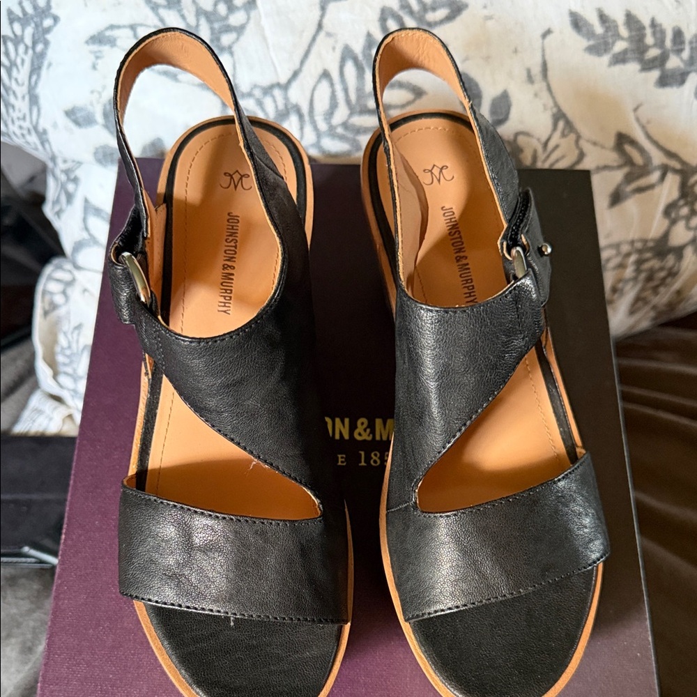 Johnston & Murphy Black Leather Sandals